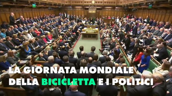 4 politici modesti che si spostano in bicicletta