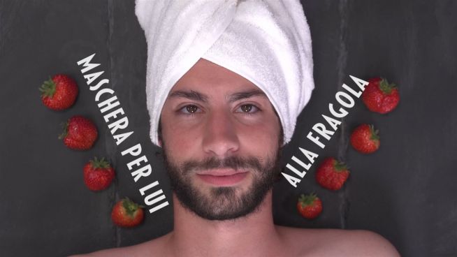 Maschera di bellezza fai da te: barba alla fragola