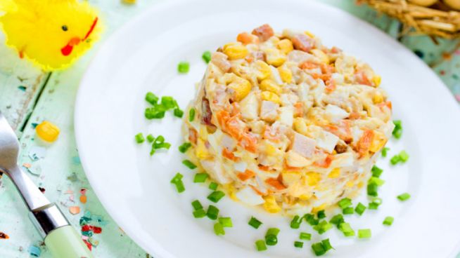 Antipasto di Pasqua: insalata di pollo nutriente, ma leggerissima